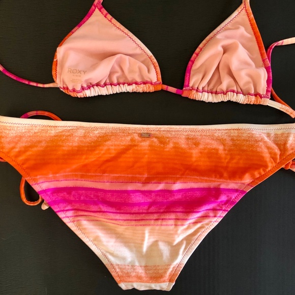 ⬇️Roxy Bikini - Picture 4 of 5